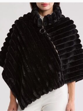La Fiorentina Faux Fur Wrap Poncho, Black Fur, Classic & Elegant, ONE SIZE, NWT
